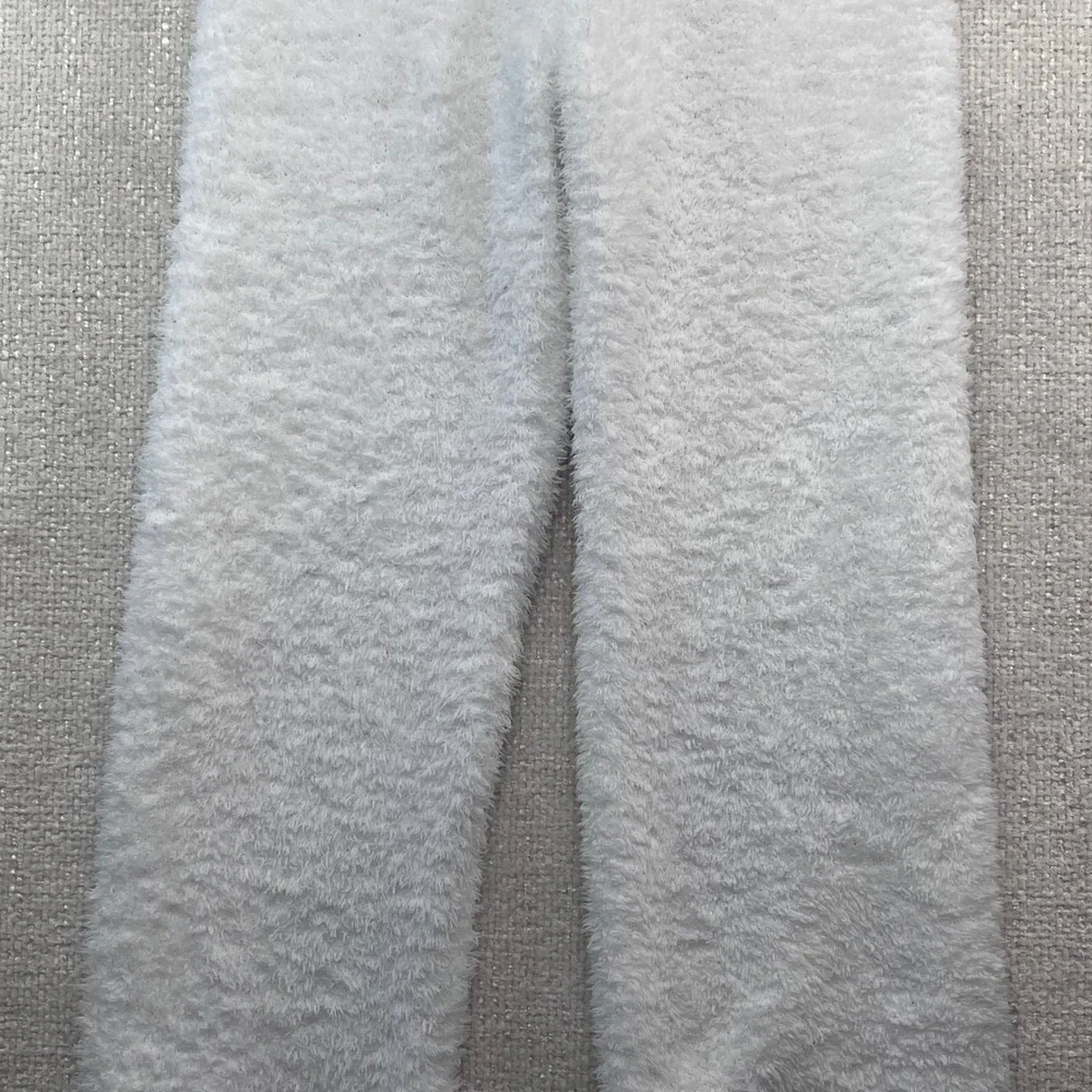 Aritzia The Group Babaton Fuzzy Cozy Lounge Joggers‎ White Women's Size Small